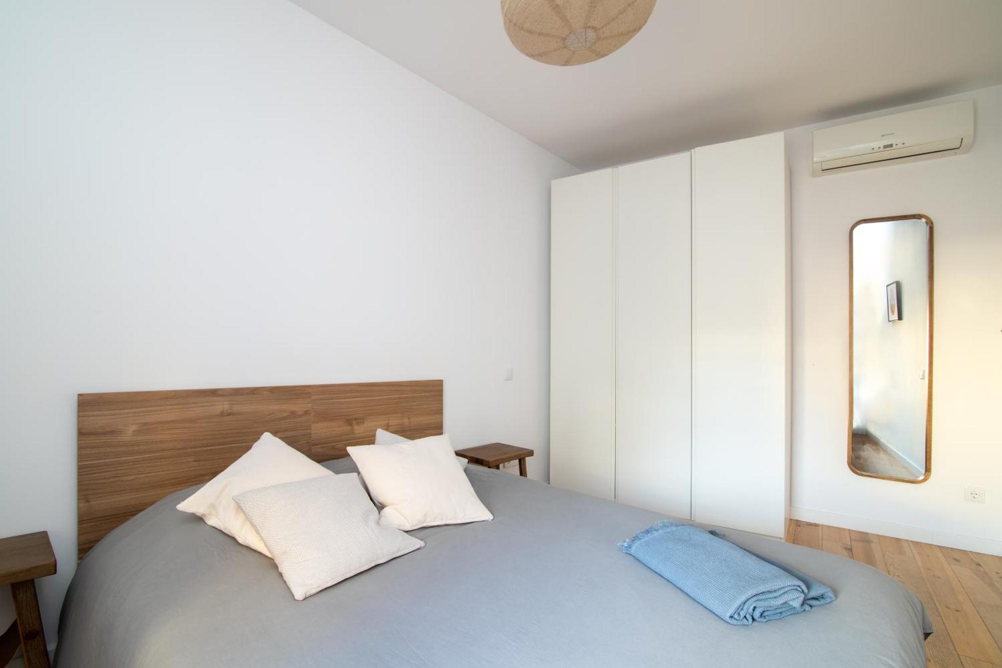 Comfy Cathedral Apartment